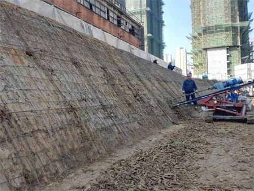 古塔建筑边坡支护
